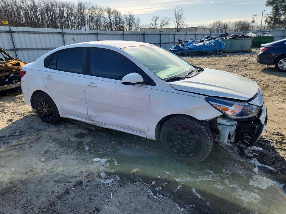 Photo 4 from auction – 2019 KIA RIO with VIN 3KPA24AB2KE198550