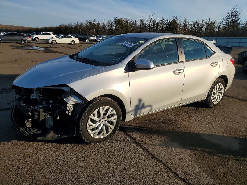 TOYOTA COROLLA L 2018 with VIN 2T1BURHE9JC112241 - Photo from auction