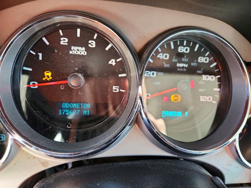 Photo 9 from auction – 2014 CHEVROLET SILVERADO with VIN 1GC4KZC83EF153820