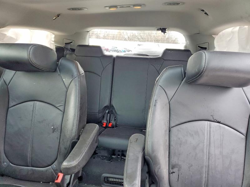 Photo 10 from auction – 2015 CHEVROLET TRAVERSE L with VIN 1GNKRHKD2FJ154054