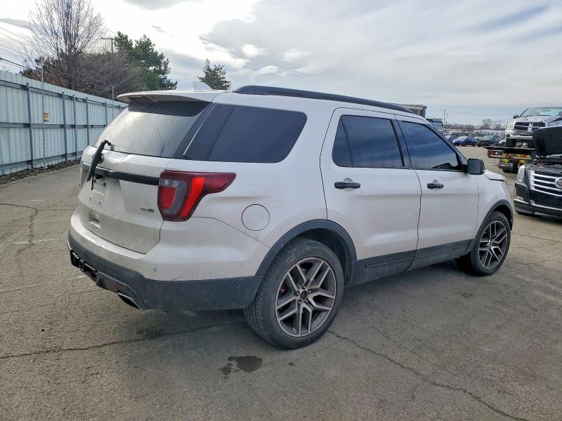 Photo 3 from auction – 2016 FORD EXPLORER with VIN 1FM5K8GT6GGA73904