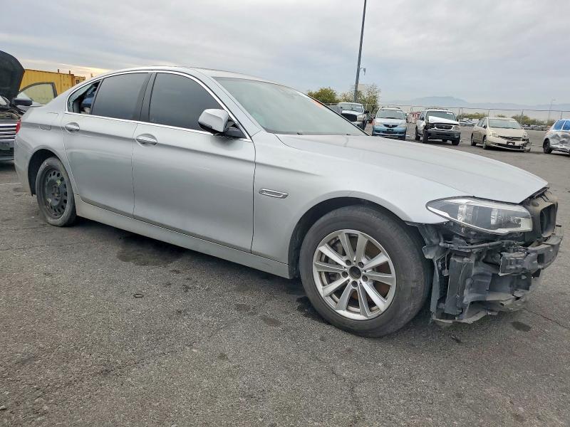 Photo 4 from auction – 2016 BMW 535 with VIN WBA5B1C55GG550919