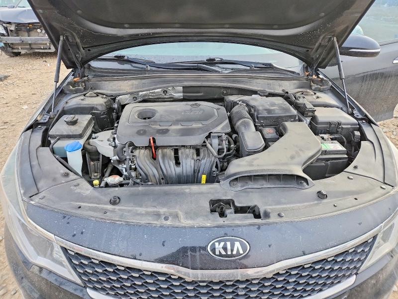 Photo 11 from auction – 2016 KIA OPTIMA EX with VIN 5XXGU4L30GG056514