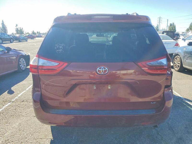 Photo 6 from auction – 2015 TOYOTA SIENNA LE with VIN 5TDKK3DC8FS607696