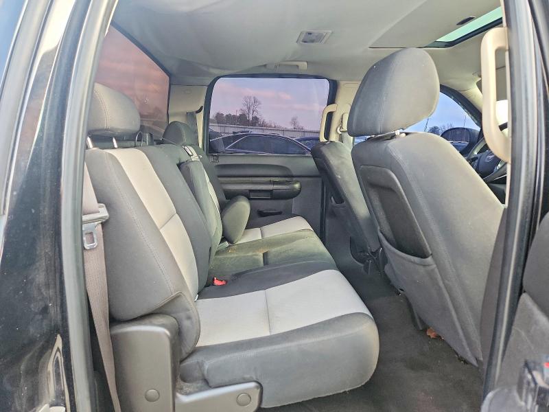 Photo 10 from auction – 2008 GMC SIERRA C15 with VIN 3GTEC13C28G273019