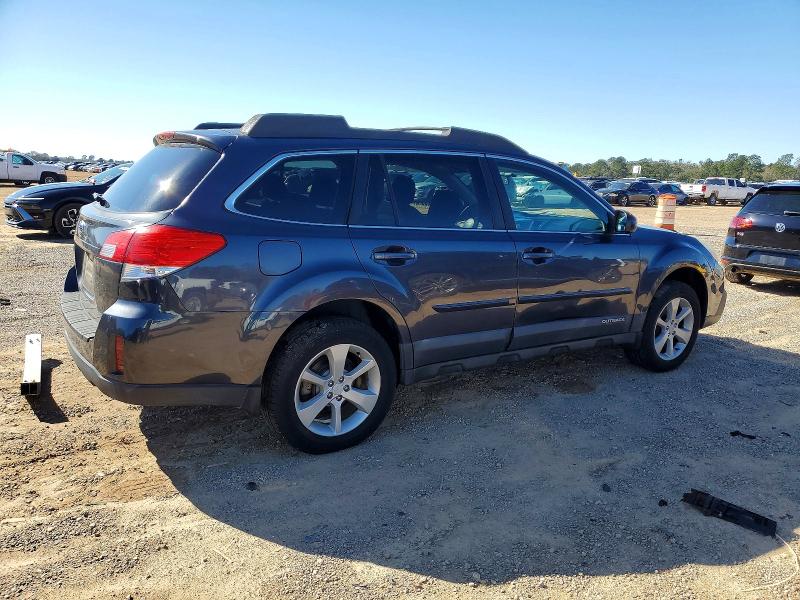 Photo 3 from auction – 2013 SUBARU OUTBACK with VIN 4S4BRBCCXD3301312