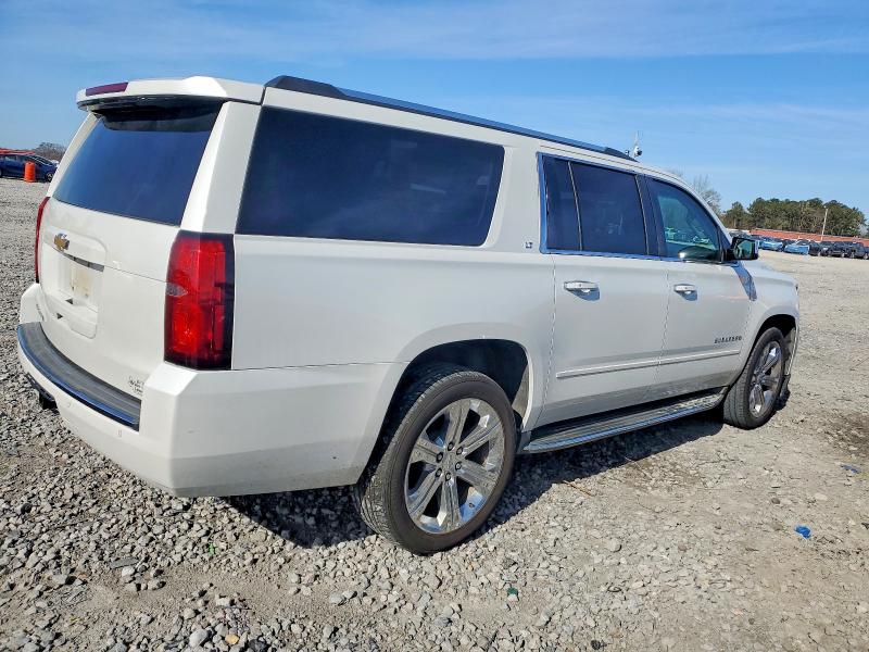 Photo 3 from auction – 2016 CHEVROLET SUBURBAN with VIN 1GNSCJKC8GR267834