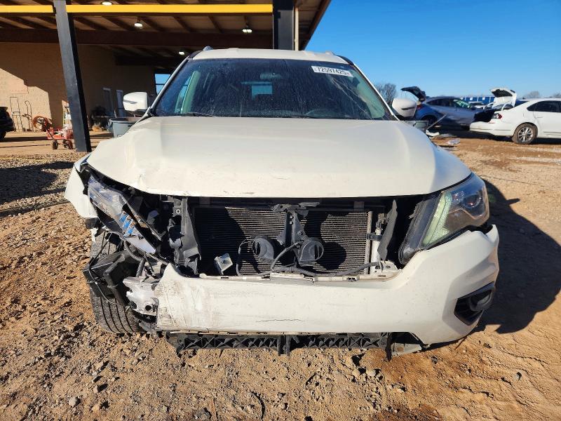 Photo 5 from auction – 2017 NISSAN PATHFINDER with VIN 5N1DR2MM5HC908482