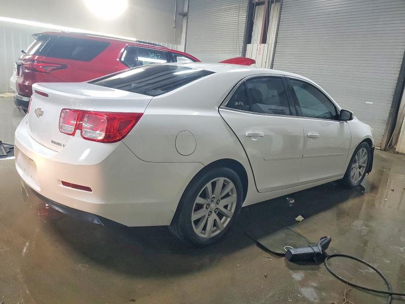 Photo 3 from auction – 2015 CHEVROLET MALIBU 2LT with VIN 1G11D5SL3FF334857