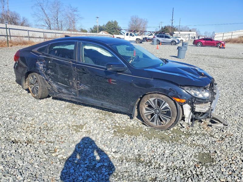 Photo 4 from auction – 2016 HONDA CIVIC with VIN 19XFC1F31GE016721
