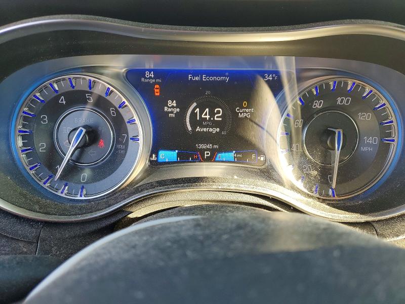 Photo 9 from auction – 2015 CHRYSLER 300 LIMITE with VIN 2C3CCARG9FH904657