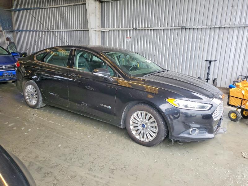 Foto 4 de la subasta – 2014 FORD FUSION con VIN 3FA6P0LU2ER103700
