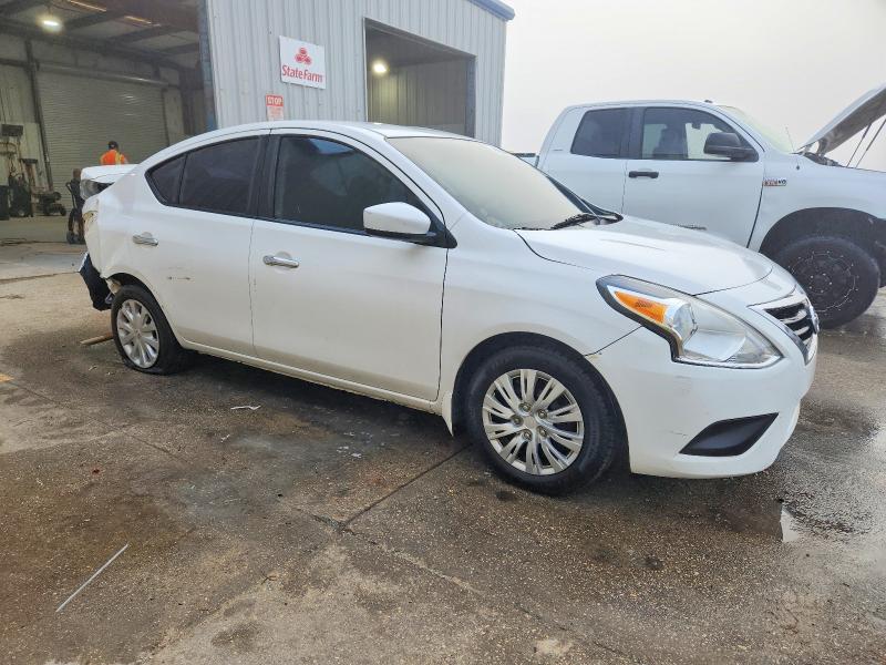 Photo 4 from auction – 2017 NISSAN VERSA S with VIN 3N1CN7AP5HL811068