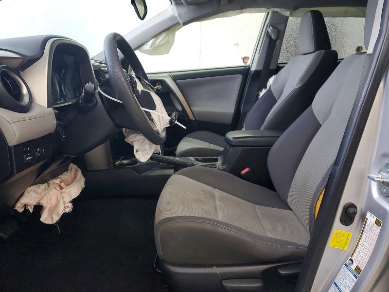 Photo 7 from auction – 2015 TOYOTA RAV4 XLE with VIN JTMRFREV1FD122902