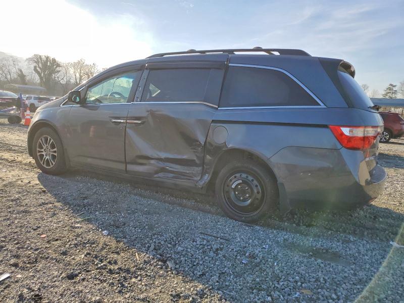 Photo 2 from auction – 2011 HONDA ODYSSEY EX with VIN 5FNRL5H43BB064167