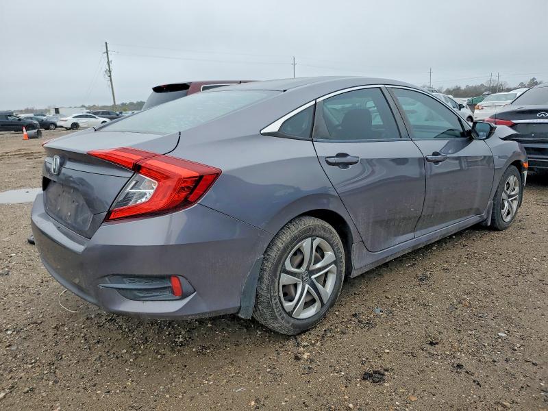 Photo 3 from auction – 2018 HONDA CIVIC with VIN 19XFC2F50JE016093