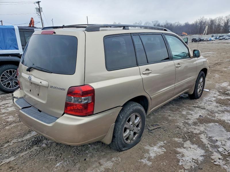 Photo 3 from auction – 2004 TOYOTA HIGHLANDER with VIN JTEEP21A040022019