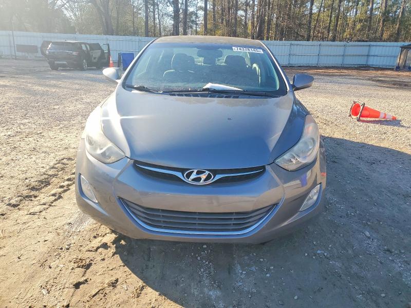 Photo 5 from auction – 2013 HYUNDAI ELANTRA GL with VIN 5NPDH4AEXDH426346
