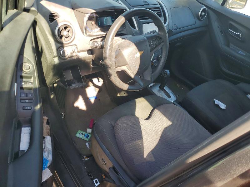 Photo 8 from auction – 2016 CHEVROLET TRAX with VIN 3GNCJKSB8GL266388