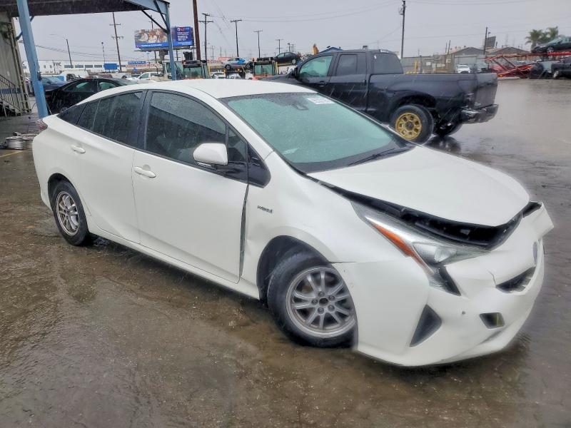 Photo 4 from auction – 2018 TOYOTA PRIUS with VIN JTDKBRFU5J3063628