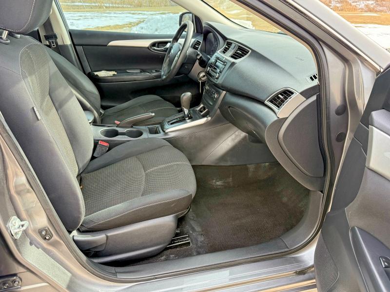 Photo 5 from auction – 2017 NISSAN SENTRA with VIN 3N1AB7AP1HY243419