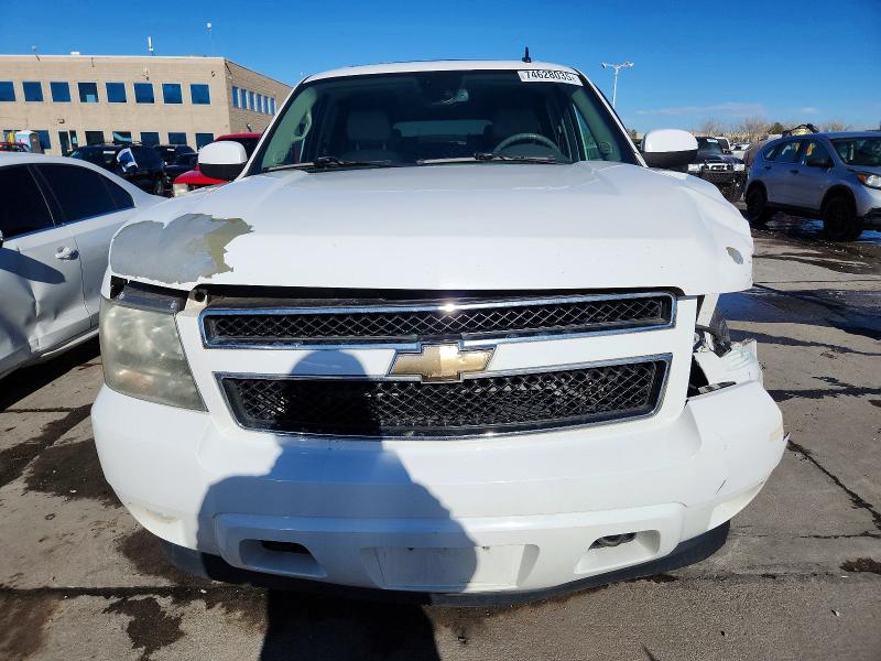 Photo 5 from auction – 2008 CHEVROLET SUBURBAN K with VIN 3GNFK16328G208732