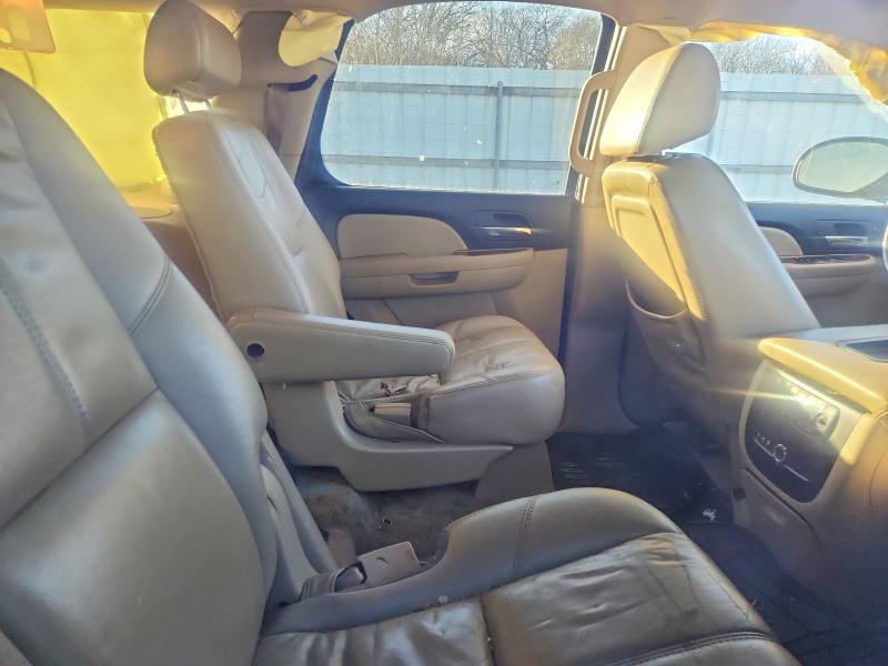 Photo 11 from auction – 2007 CHEVROLET TAHOE C150 with VIN 1GNFC13057R388875