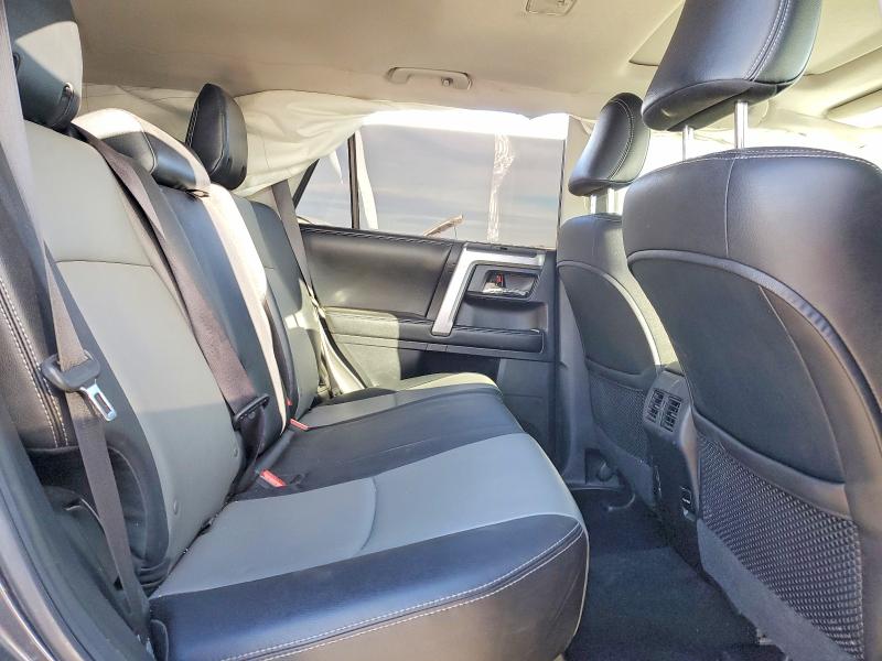 Photo 11 from auction – 2014 TOYOTA 4RUNNER SR with VIN JTEBU5JR5E5168987