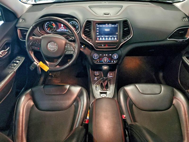 Photo 8 from auction – 2019 JEEP CHEROKEE T with VIN 1C4PJMBX7KD245984