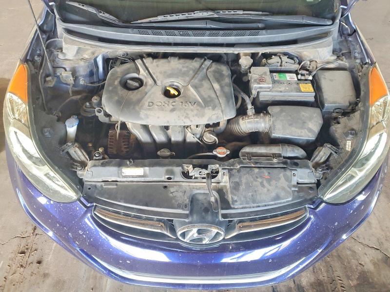 Photo 11 from auction – 2012 HYUNDAI ELANTRA GL with VIN 5NPDH4AE3CH072037