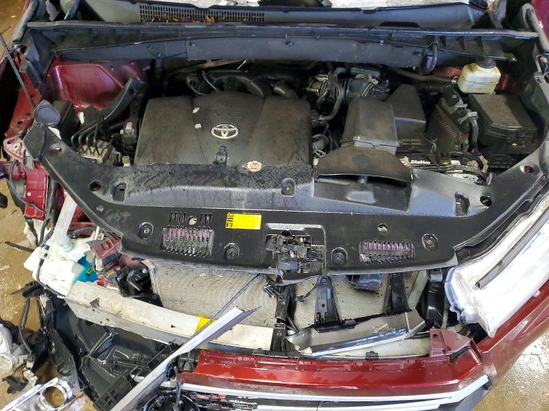 Photo 12 from auction – 2018 TOYOTA HIGHLANDER with VIN 5TDKZRFH8JS253419