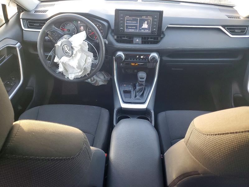 Photo 8 from auction – 2019 TOYOTA RAV4 LE with VIN JTMH1RFV8KD038076