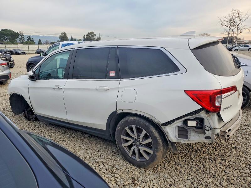 Photo 2 from auction – 2020 HONDA PILOT with VIN 5FNYF5H51LB016700