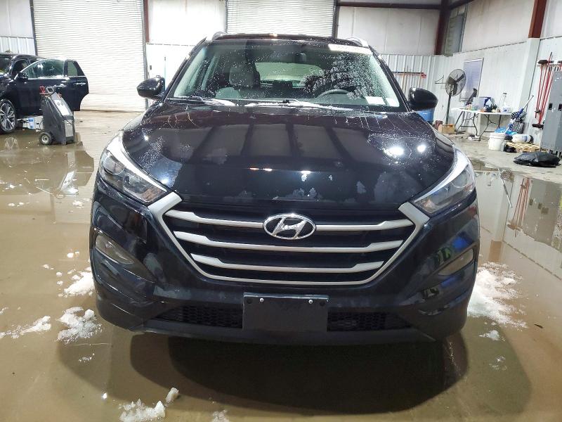 Photo 5 from auction – 2017 HYUNDAI TUCSON LIM with VIN KM8J3CA41HU514907