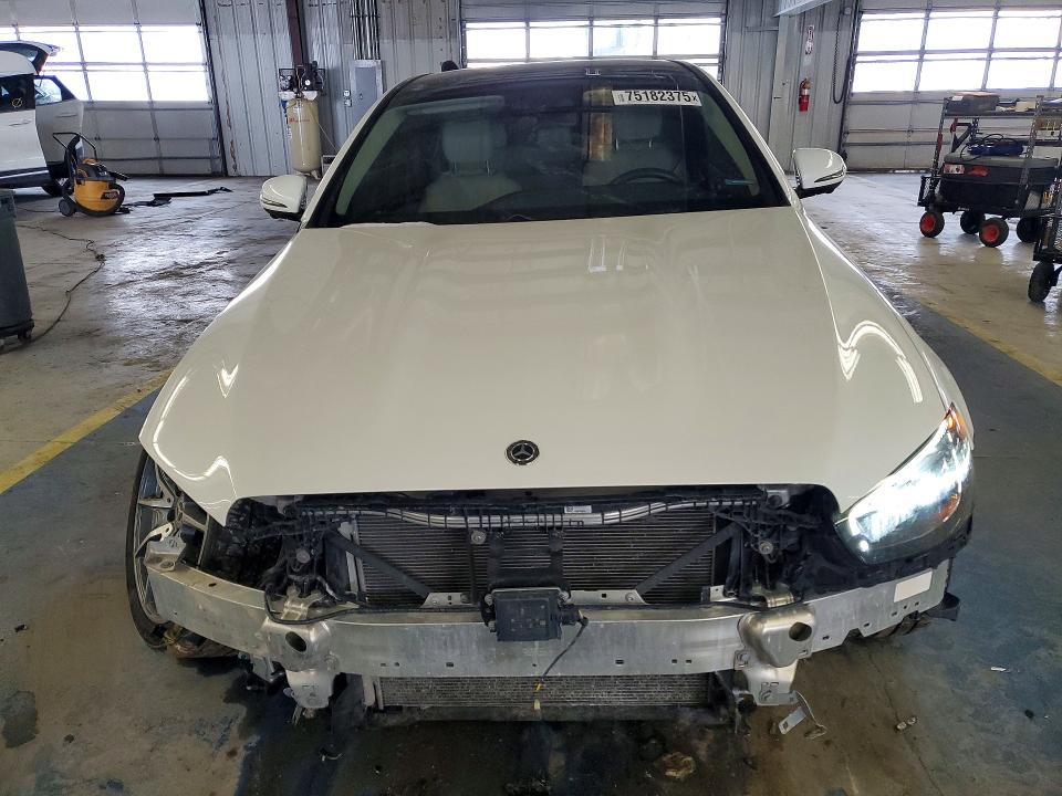 Photo 5 from auction – 2021 MERCEDES-BENZ E with VIN W1KZF8EB2MA967584