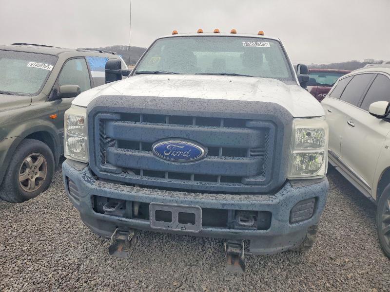 Photo 5 from auction – 2016 FORD F350 SUPER with VIN 1FT8X3B63GEB35813