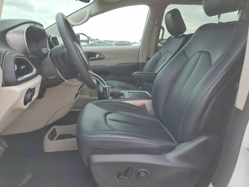 Photo 7 from auction – 2024 CHRYSLER PACIFICA H with VIN 2C4RC1S72RR153352