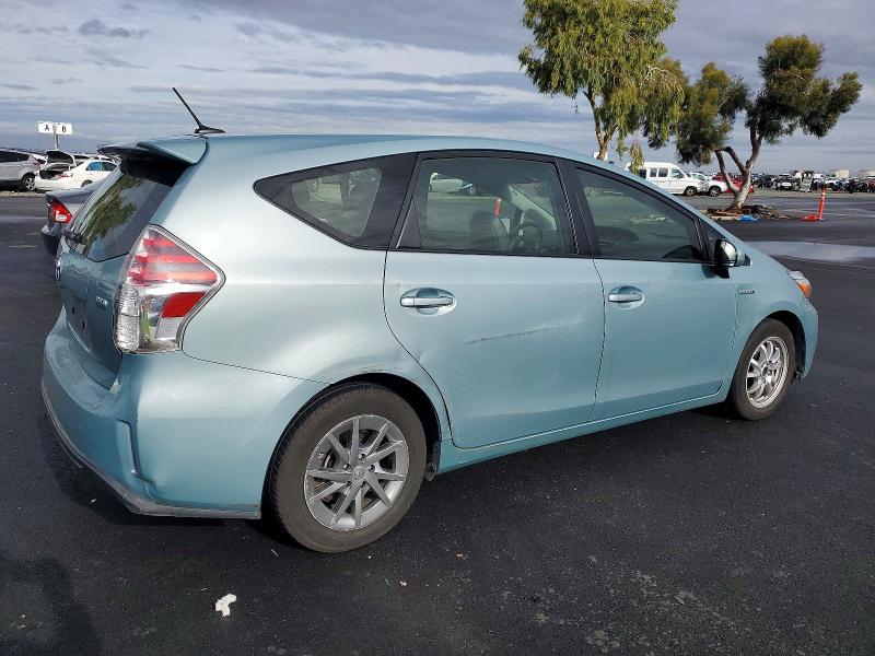 Photo 3 from auction – 2017 TOYOTA PRIUS V with VIN JTDZN3EU6HJ073935