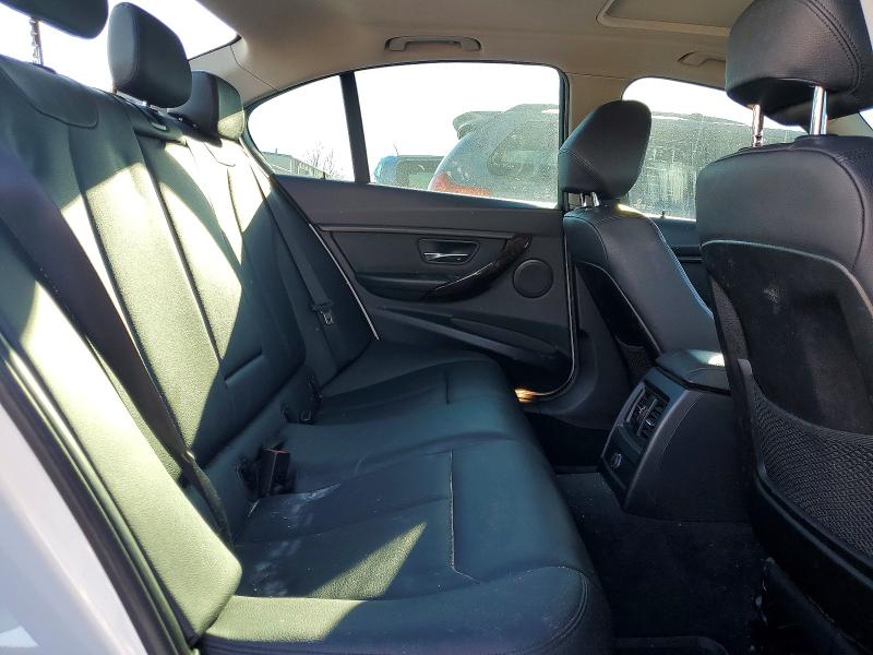 Photo 10 from auction – 2015 BMW 328 with VIN WBA3A5C58FF607670
