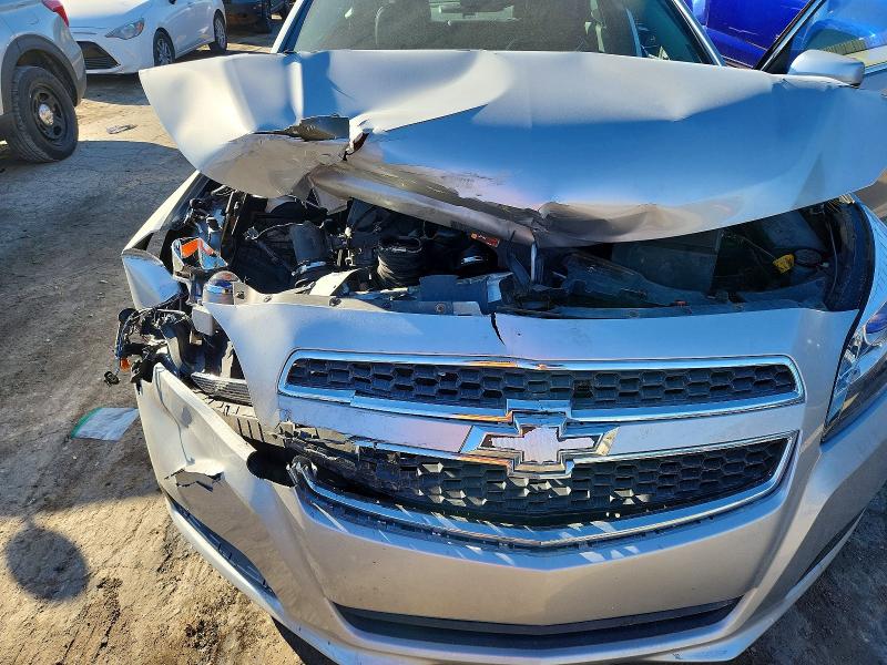 Фото 11 с аукциона – 2013 CHEVROLET MALIBU 1LT с VIN 1G11D5SR2DF176383
