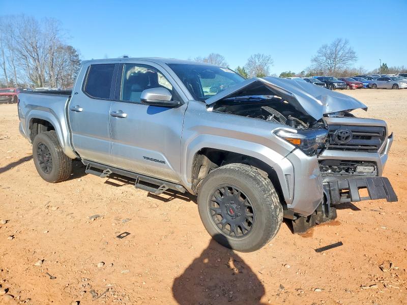 Photo 4 from auction – 2024 TOYOTA TACOMA DOU with VIN 3TYLB5JN6RT049412