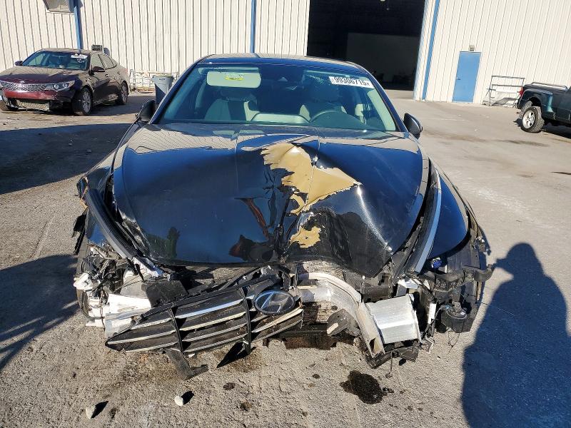 Photo 5 from auction – 2021 HYUNDAI SONATA with VIN 5NPEG4JA9MH103541