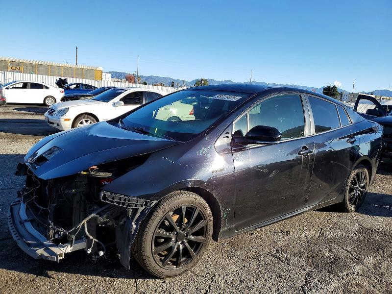 TOYOTA PRIUS 2016 with VIN JTDKARFU1G3026698 - Photo from auction