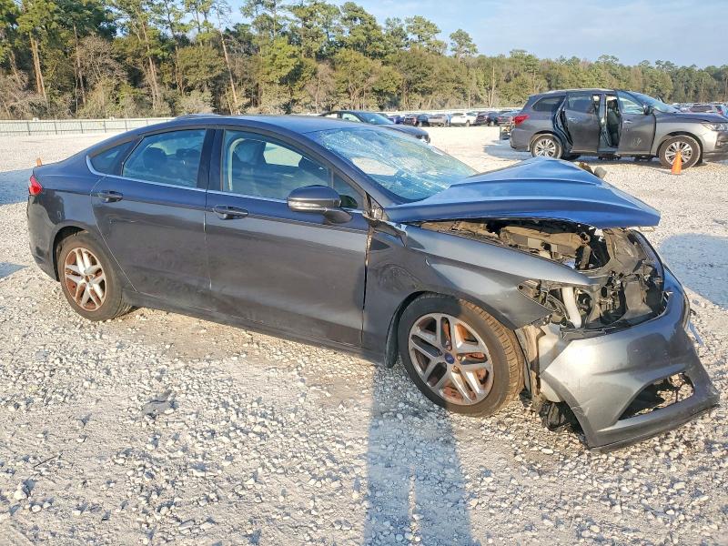 Photo 4 from auction – 2016 FORD FUSION SE with VIN 3FA6P0HD7GR354241