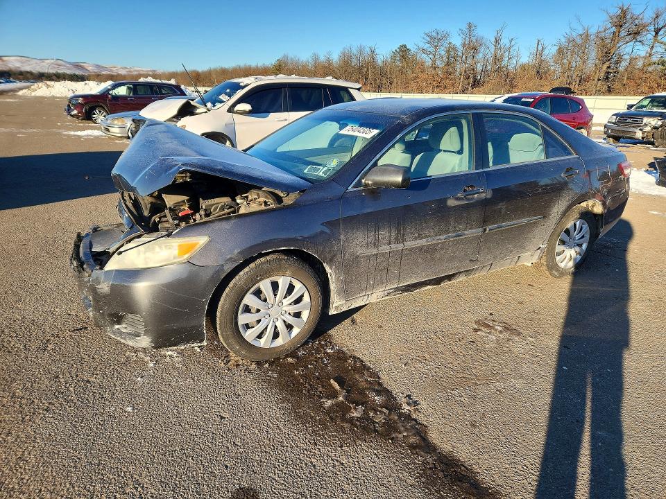 TOYOTA CAMRY BASE 2011 with VIN 4T1BF3EK2BU141422 - Photo from auction