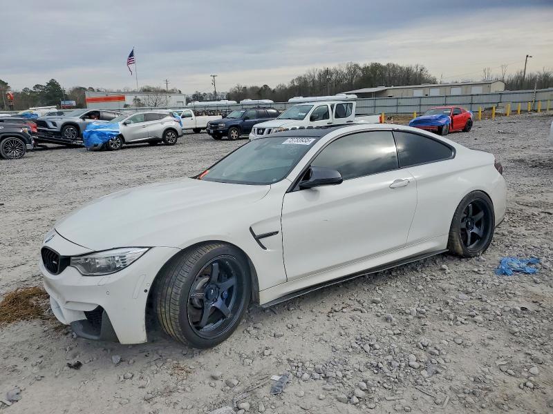 BMW M4 2016 with VIN WBS3R9C55GK337561 - Photo from auction