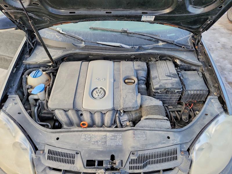 Photo 11 from auction – 2009 VOLKSWAGEN RABBIT with VIN WVWDA71K89W124955