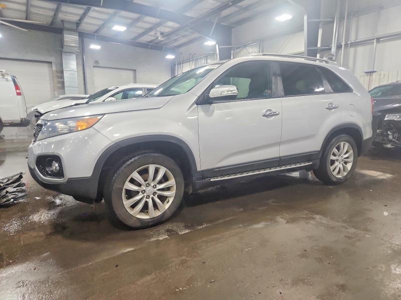 KIA SORENTO 2011 with VIN 5XYKT4A22BG183339 - Photo from auction