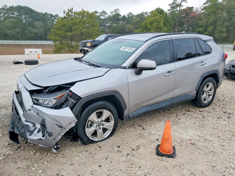 TOYOTA RAV4 2019 with VIN 2T3W1RFV9KC014803 - Photo from auction