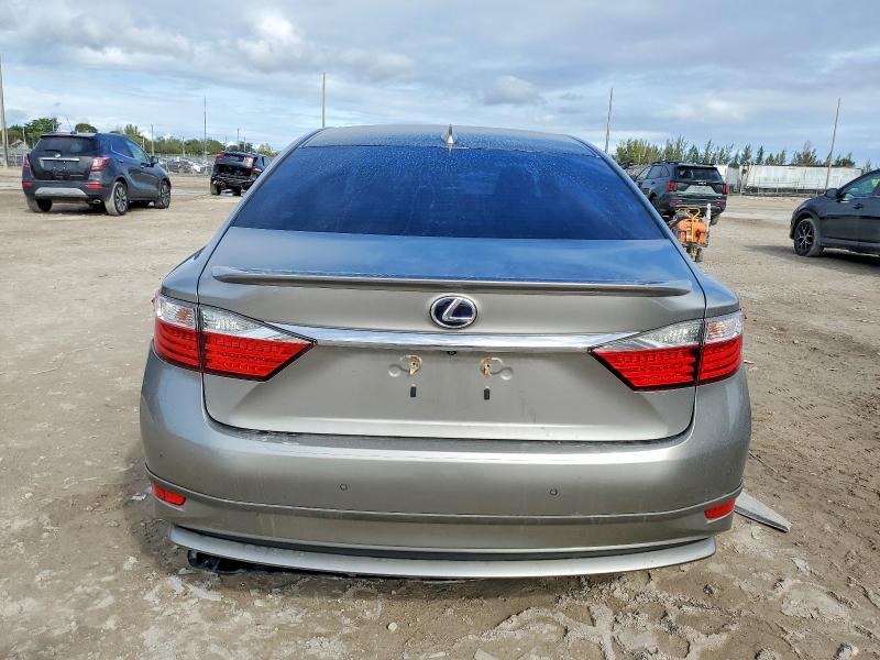 Photo 6 from auction – 2015 LEXUS ES 300H with VIN JTHBW1GGXF2092861